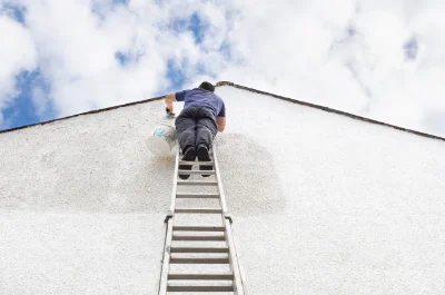 Peinture extérieure à Rives-du-Fougerais — façades et ravalement